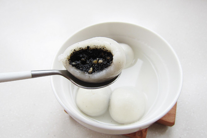 芝麻元宵