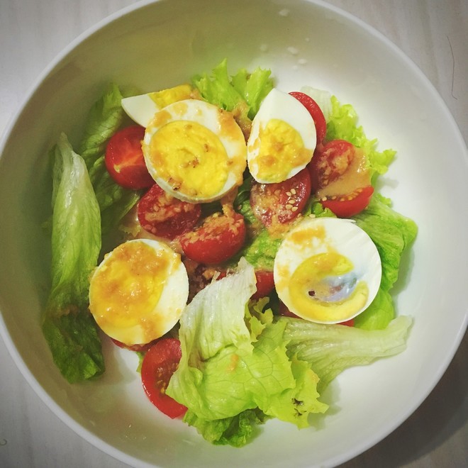 鸡蛋番茄沙拉
